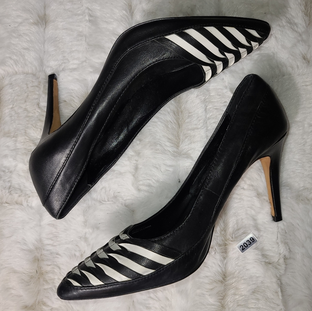 WHBM Black and White heels sz 9M